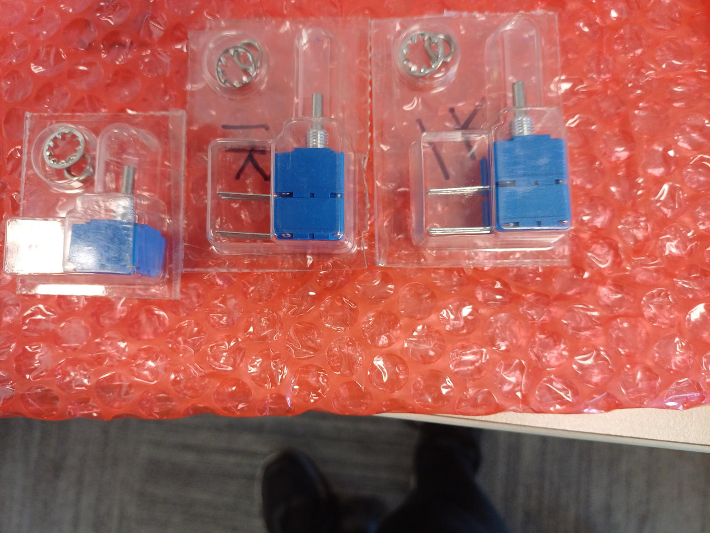 replacement Monitor ST potentiometers - 1k, stereo